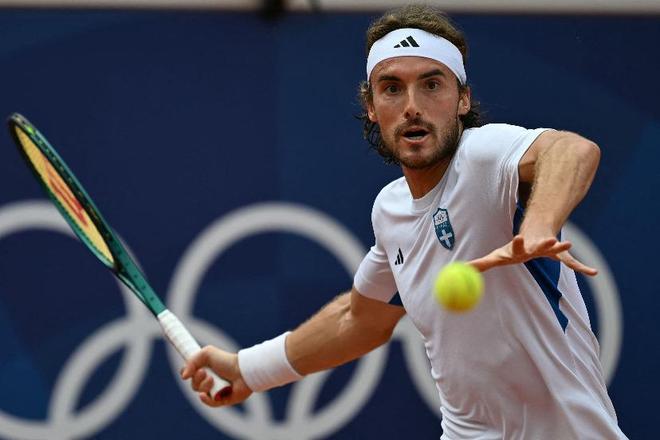 世界网球队碾压德国网球队,西西帕斯送出助攻 世界网球队碾压德国网球队,西西帕斯送出助攻