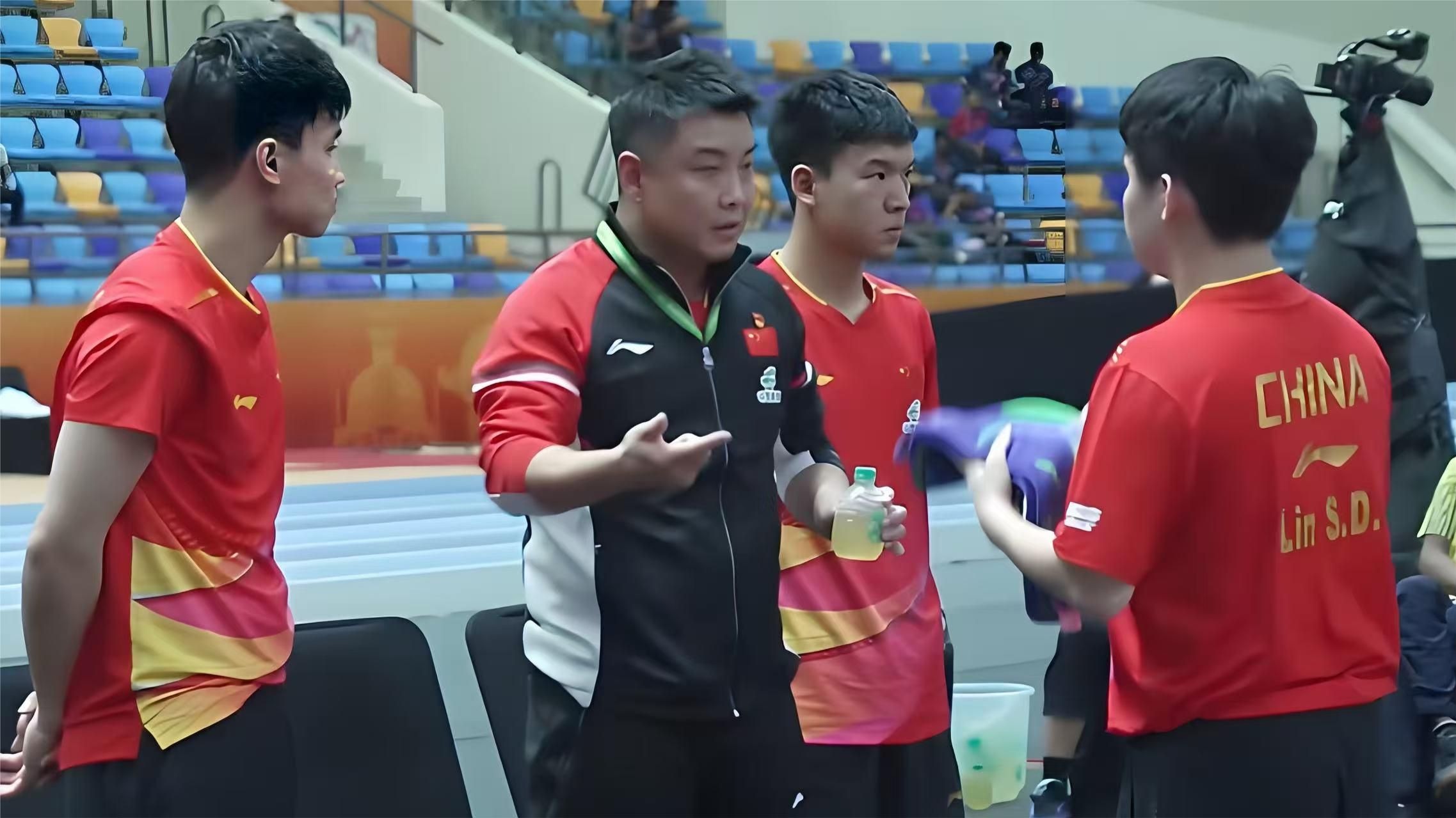 包含奥地利乒乓球队碾压瑞典乒乓球队，王皓惊艳世界的词条