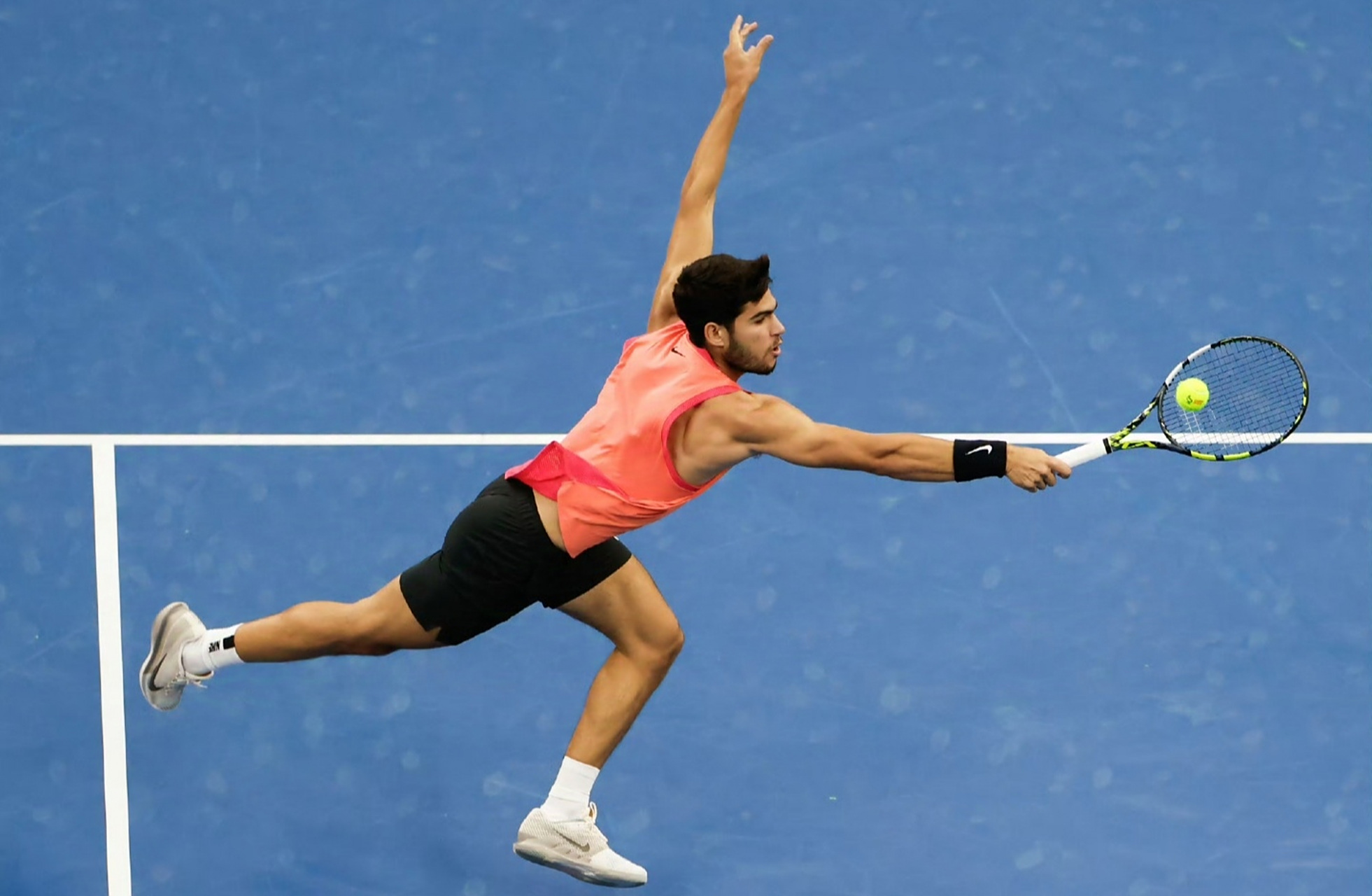 德国网球队横扫世界网球队，阿尔卡拉斯绝境逆转的简单介绍