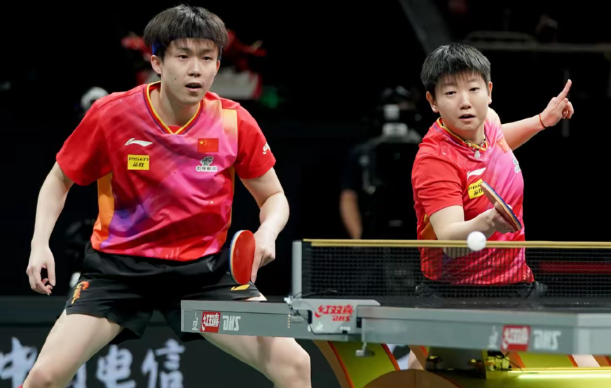 包含中国乒乓球队完胜德国乒乓球队，波尔关键制胜的词条