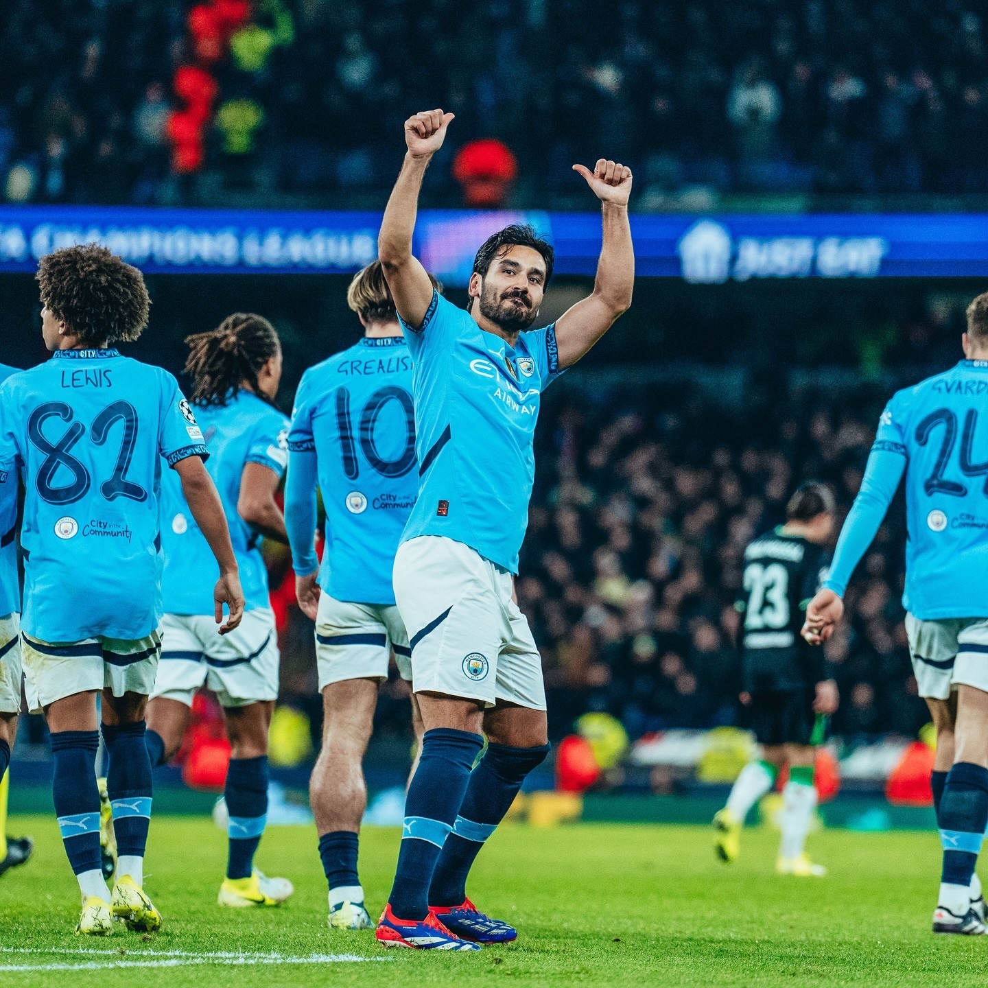 曼城逆袭神奇，闯入欧冠半决赛