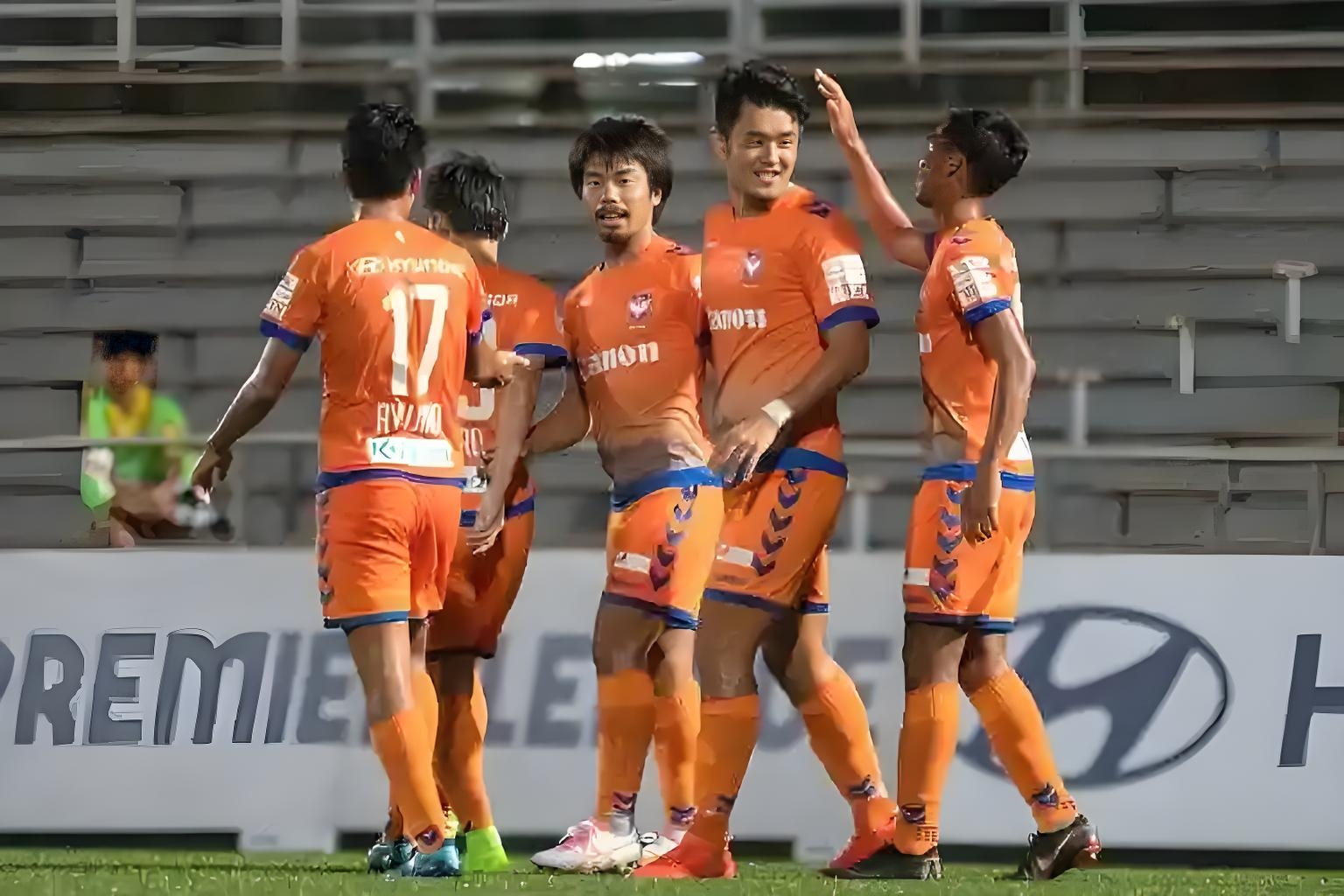 PG游戏下载-广州恒大对抗川崎前锋，双方实力碰撞的简单介绍