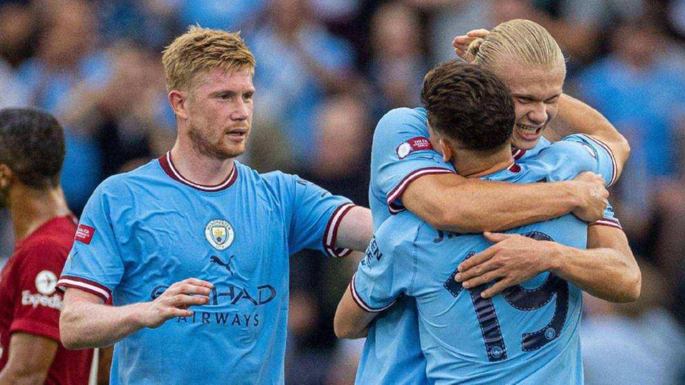 曼城后防铁桶般稳固,保持不失球纪录的简单介绍 曼城后防铁桶般稳固,保持不失球纪录的简单介绍