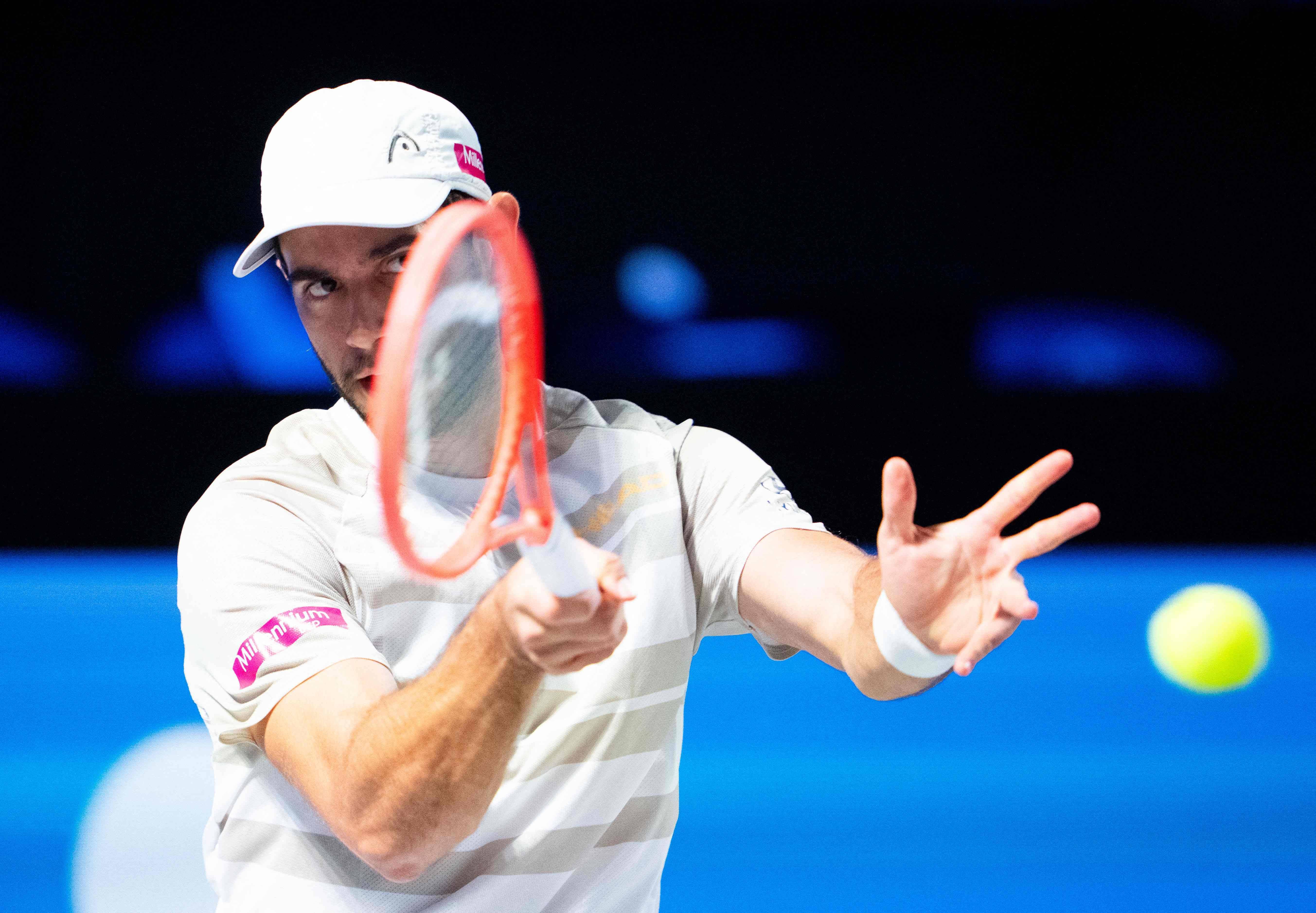 PG电子APP-西班牙网球队完胜英国网球队，梅德韦杰夫绝境逆转的简单介绍