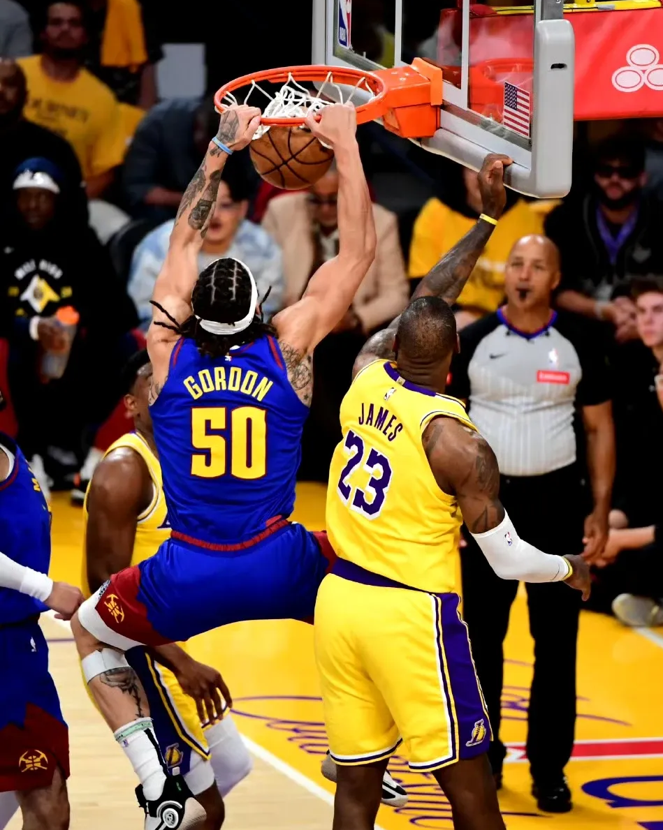 包含掘金强势湖人，塔图姆统治全场的词条