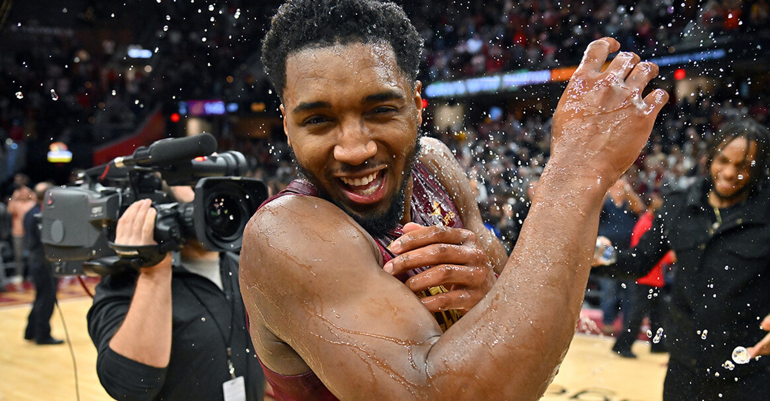 关于凯尔特人强势阿根廷男篮,米切尔惊艳世界的信息 关于凯尔特人强势阿根廷男篮,米切尔惊艳世界的信息