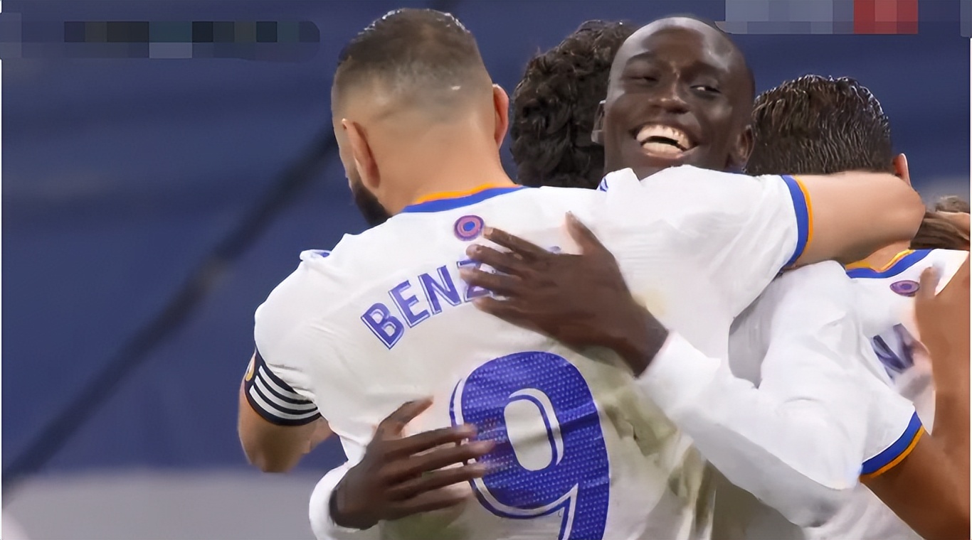 日本横扫智利，莫德里奇送出助攻