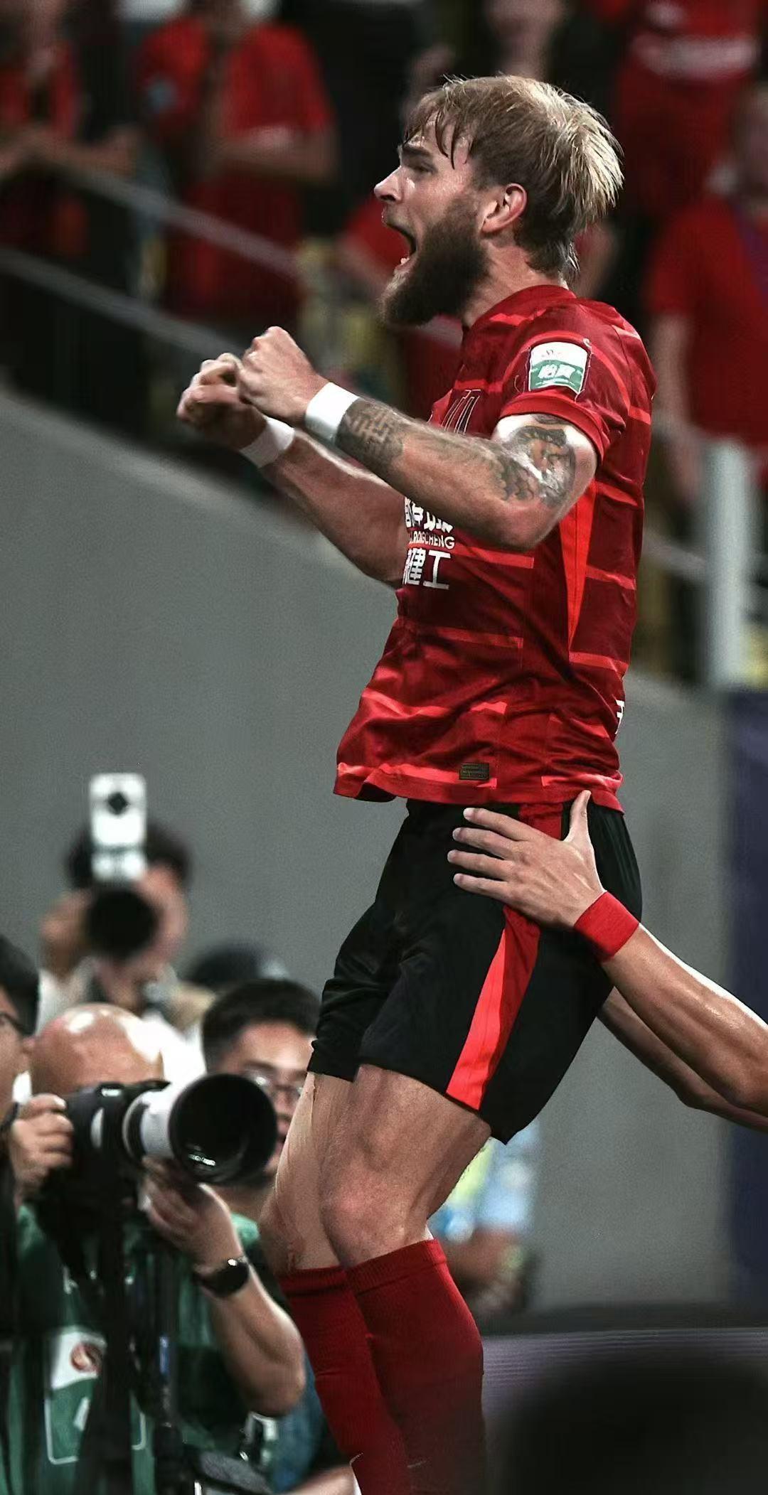 PG电子娱乐官网下载-球员表现低迷，挑战在即重振士气